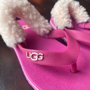 UGG Flipflop Sandals Pink 6 7 New no Tags
